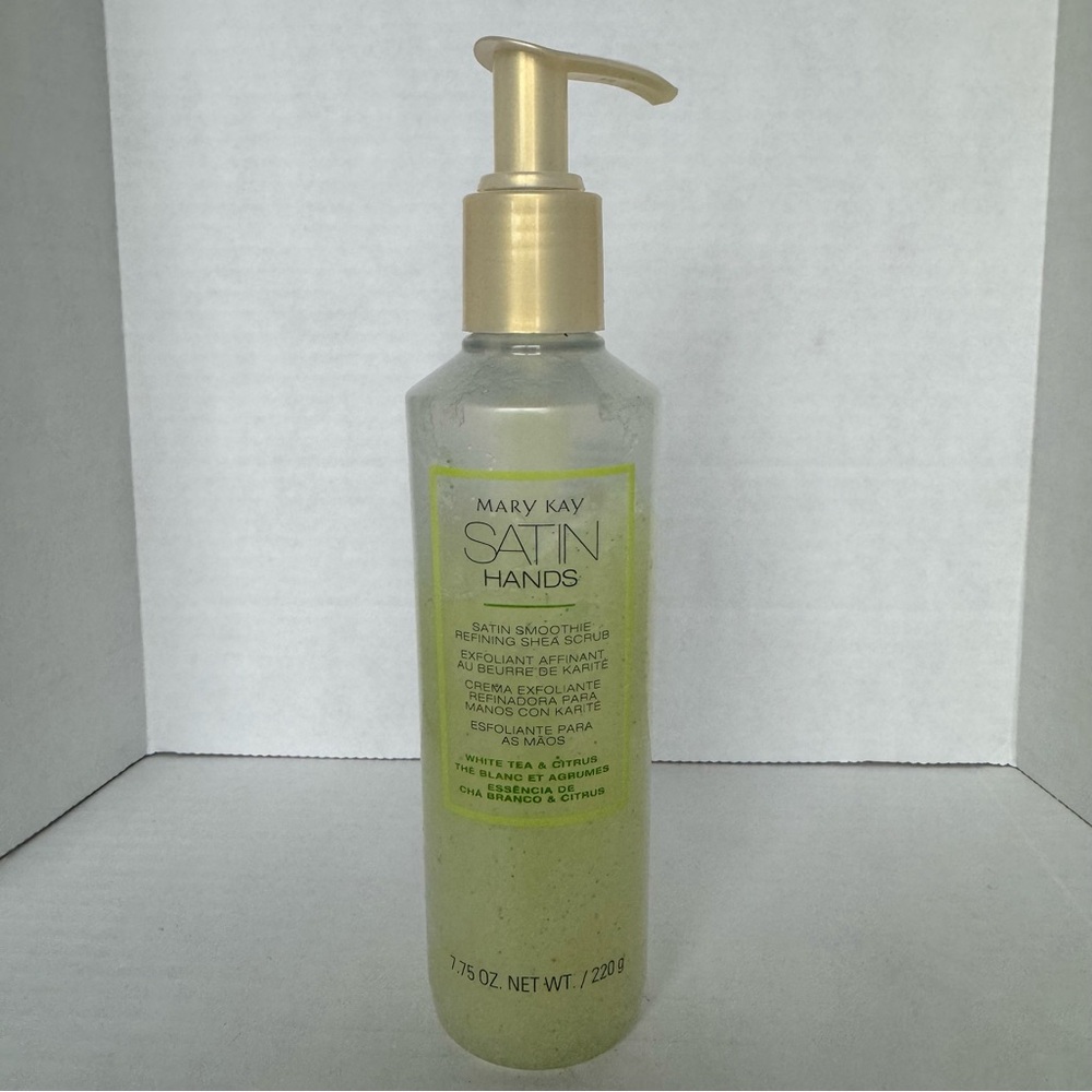 Mary Kay Satin Hands Smoothie Refining Shea Scrub White Tea & Citrus 70% Full